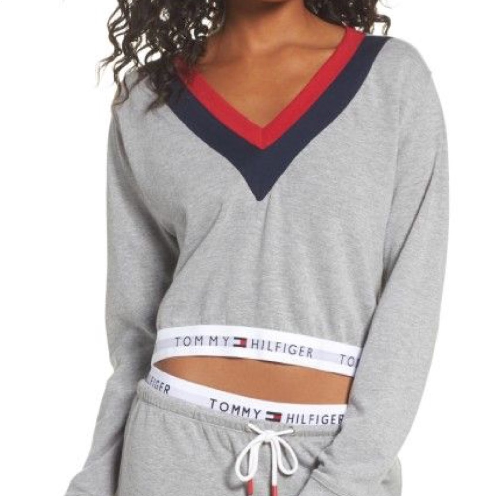 Tommy Hilfiger cropped hooded sweatshirt NWT